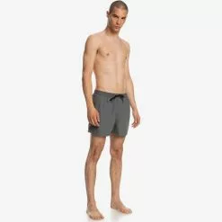 QUIKSILVER Regular Badeshorts 'Everyday' 15 QUIKSILVER Regular Badeshorts 'Everyday' -Khujo Verkäufe 6521ebc96c38fd8bc823faf19f9cc65a