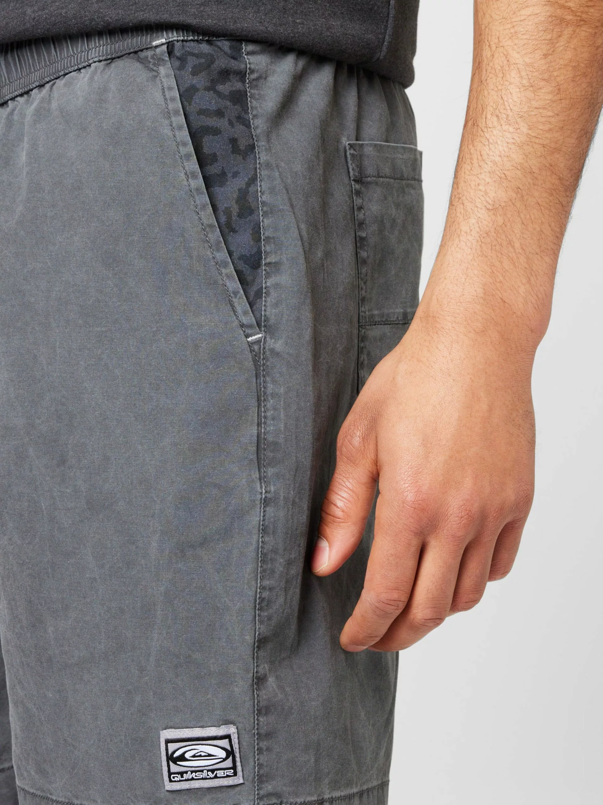 QUIKSILVER Regular Sportshorts 'SATURN TAXER' 4 QUIKSILVER Regular Sportshorts 'SATURN TAXER' – Bild 2