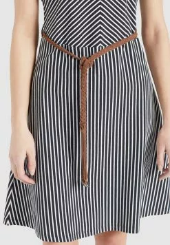 Khujo Kleid 'Leifa' -Khujo Verkäufe a8e45d8b6a2989746b3297e991f3b458